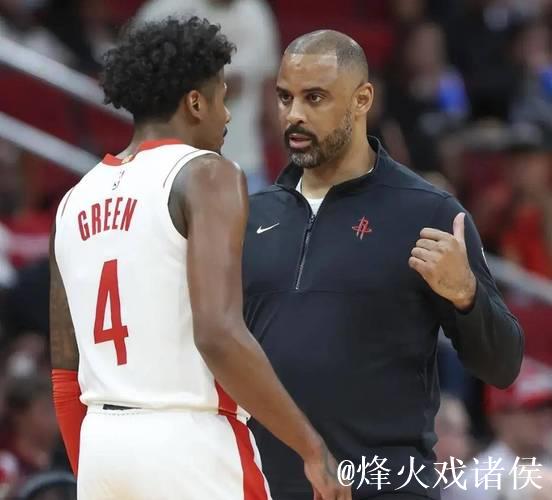 乌度卡赛后甩锅罚球，六年长约真值这个价？球迷质疑声四起