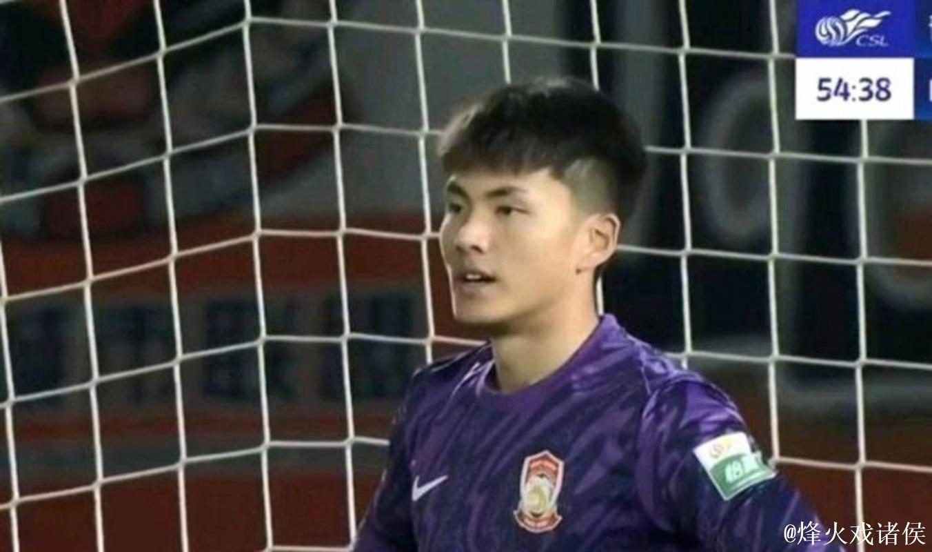 博主：申花再次报价李昊，不过球员新赛季大概率会留队